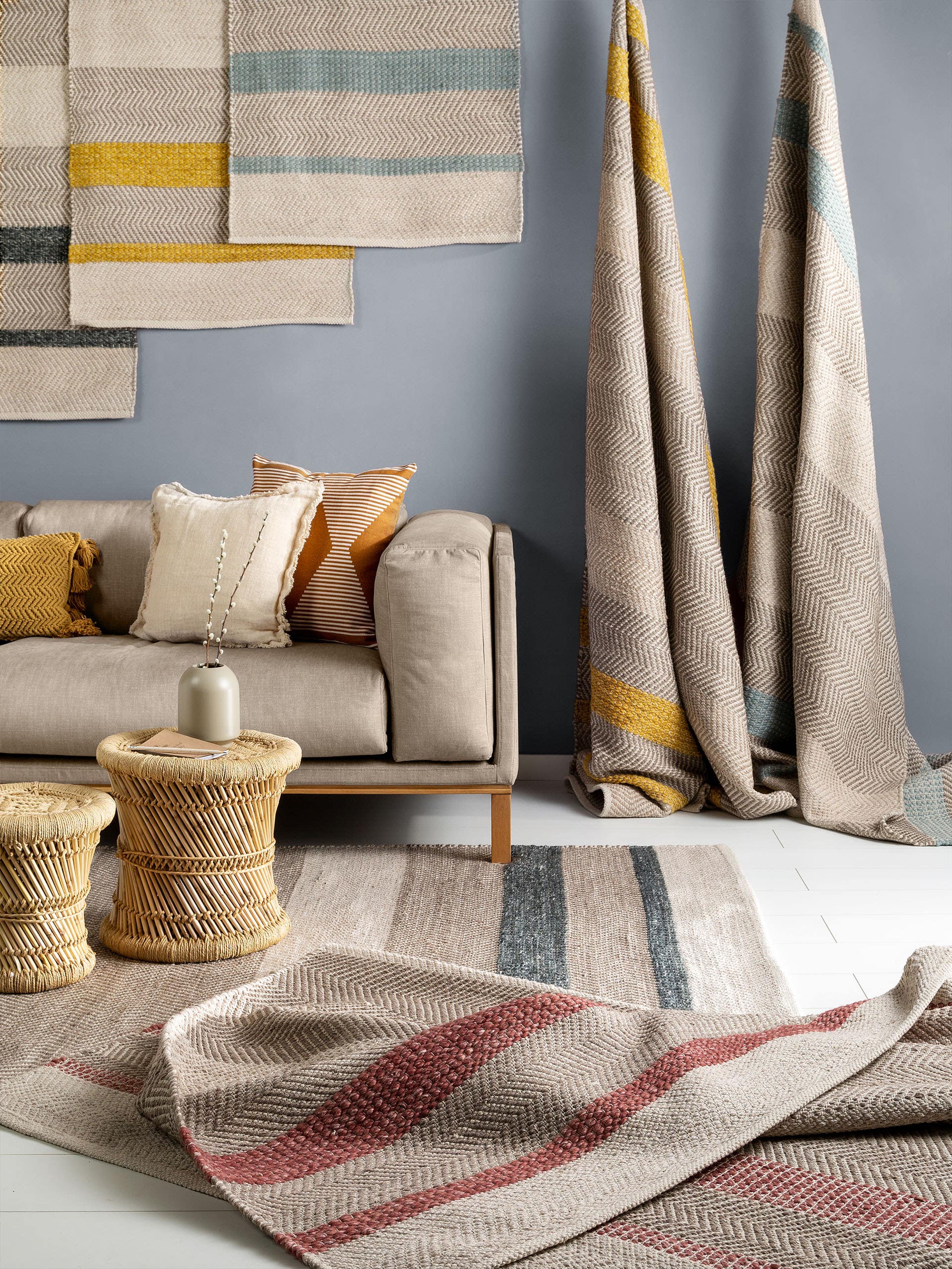 Tapis de passage en laine Phrena bleu clair