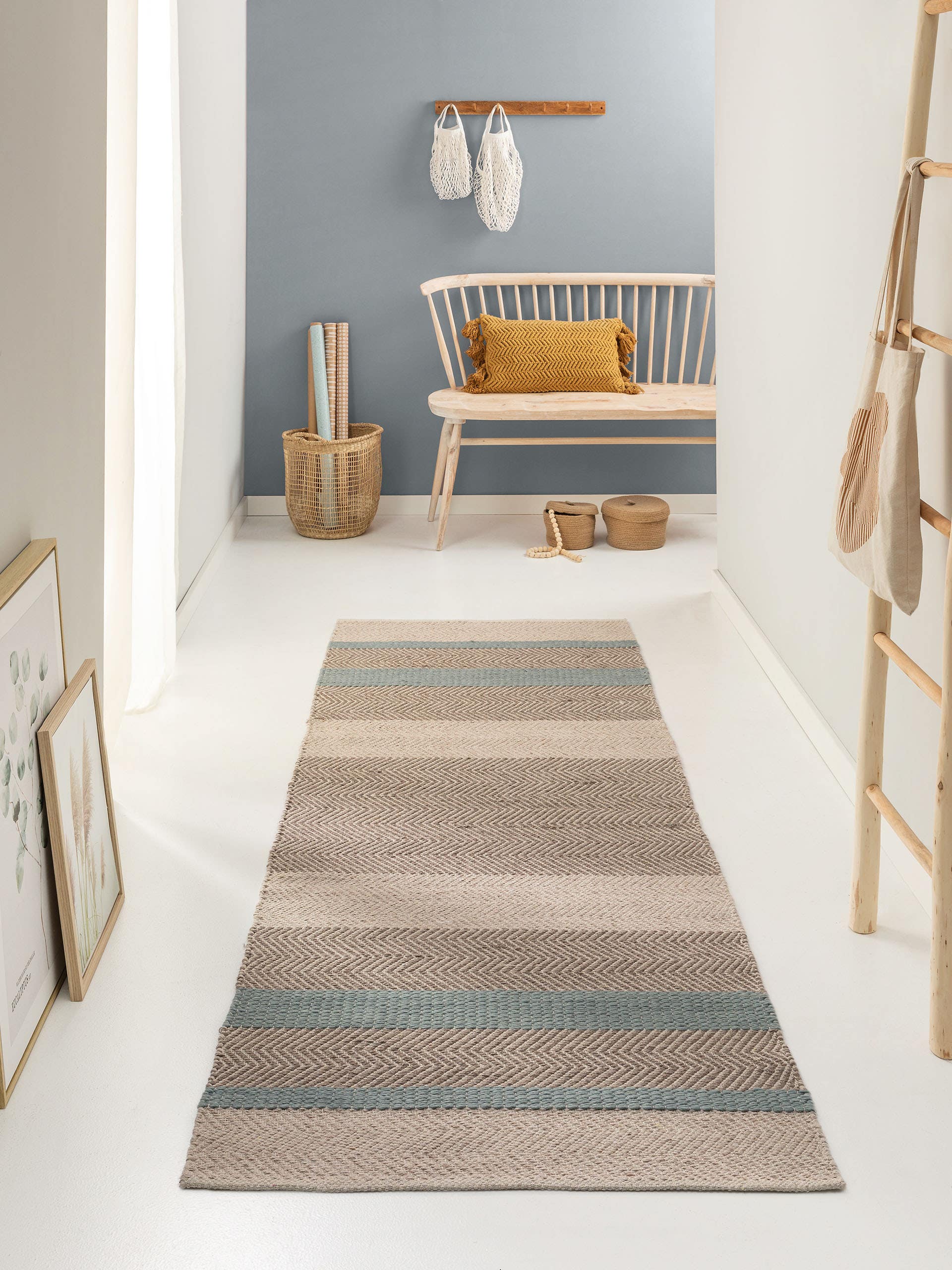 Tapis de passage en laine Phrena bleu clair