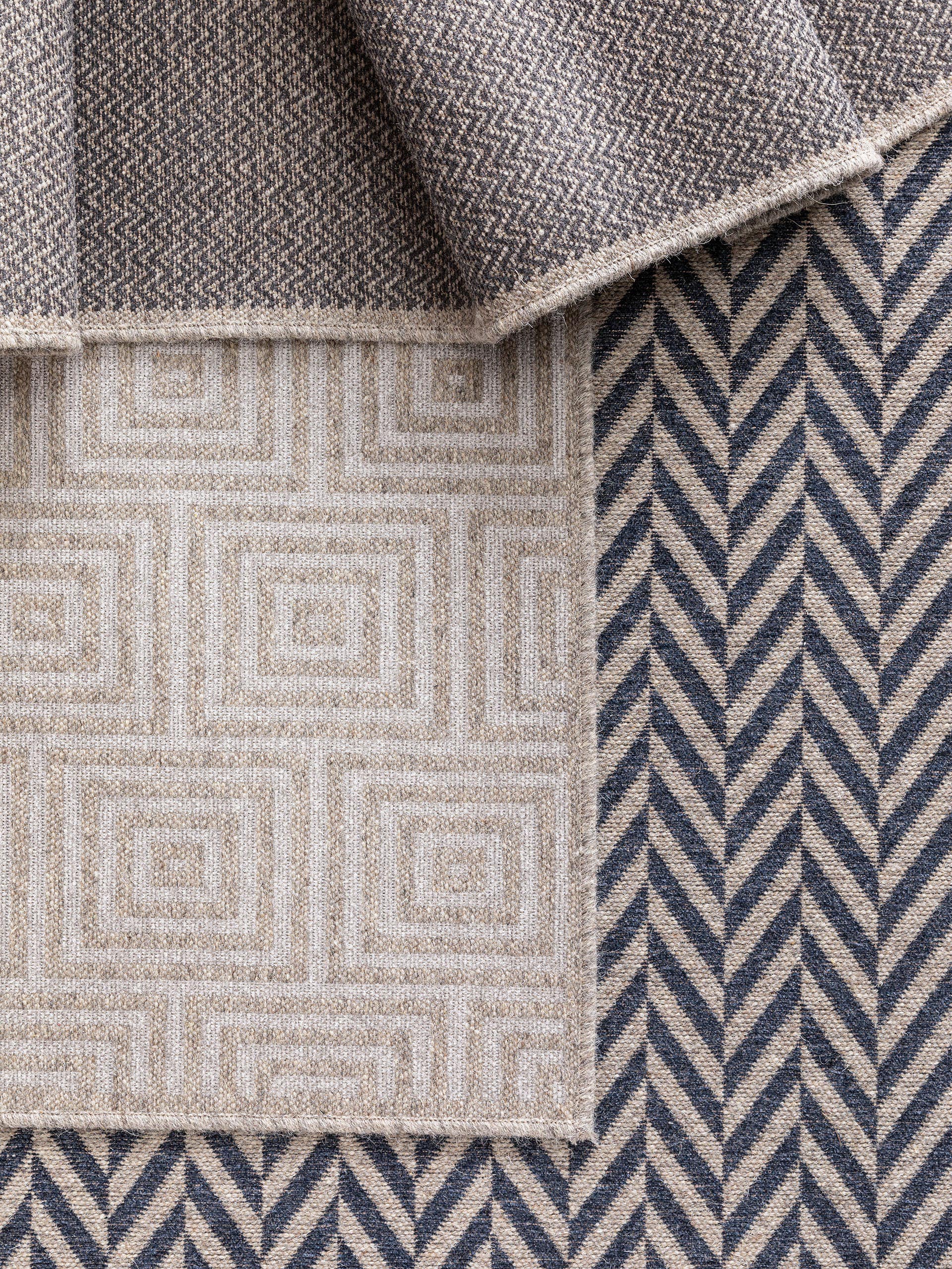 Tapis Jacob en laine gris clair