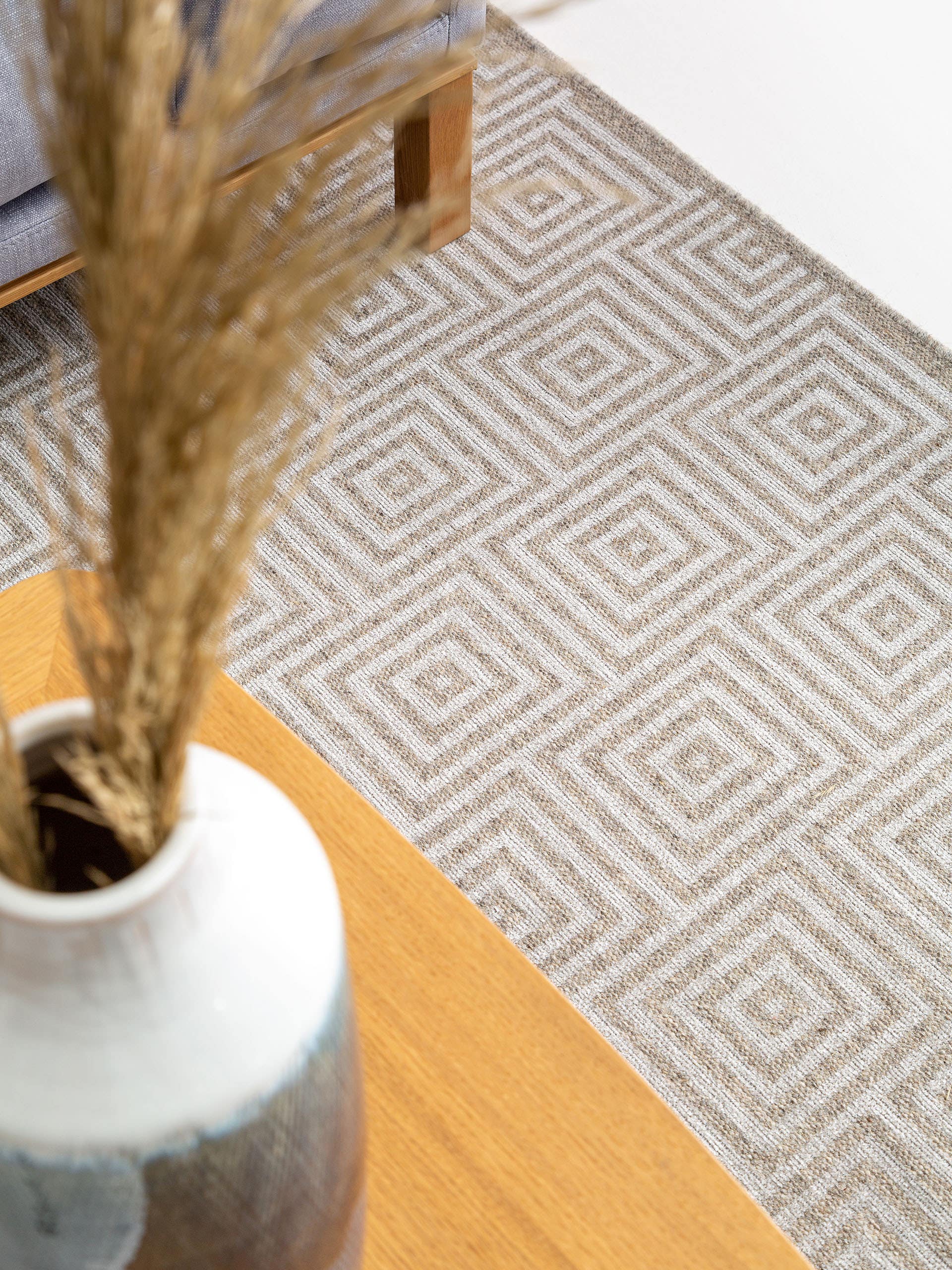 Tapis Jacob en laine gris clair