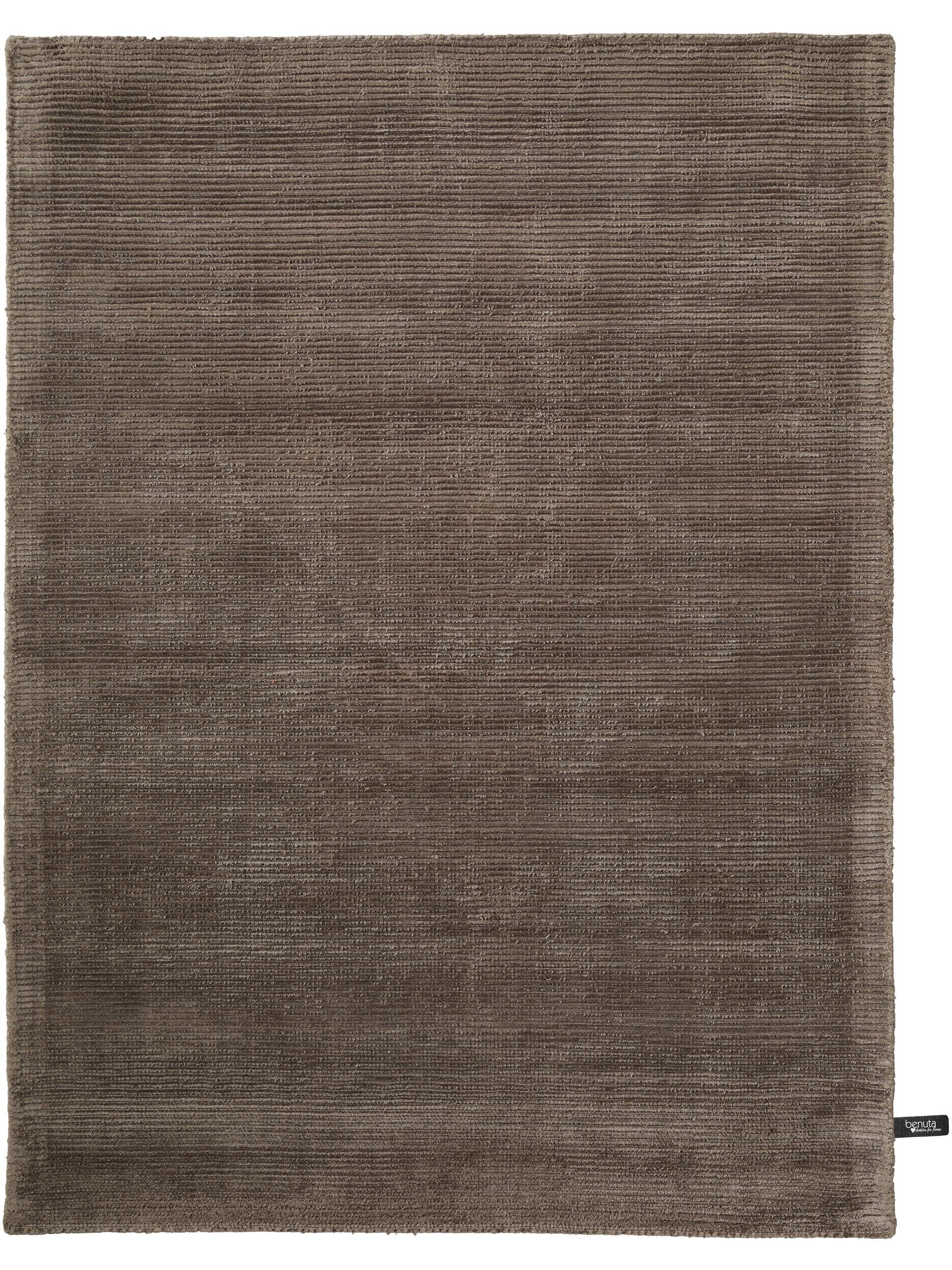 Lignes de tapis en viscose