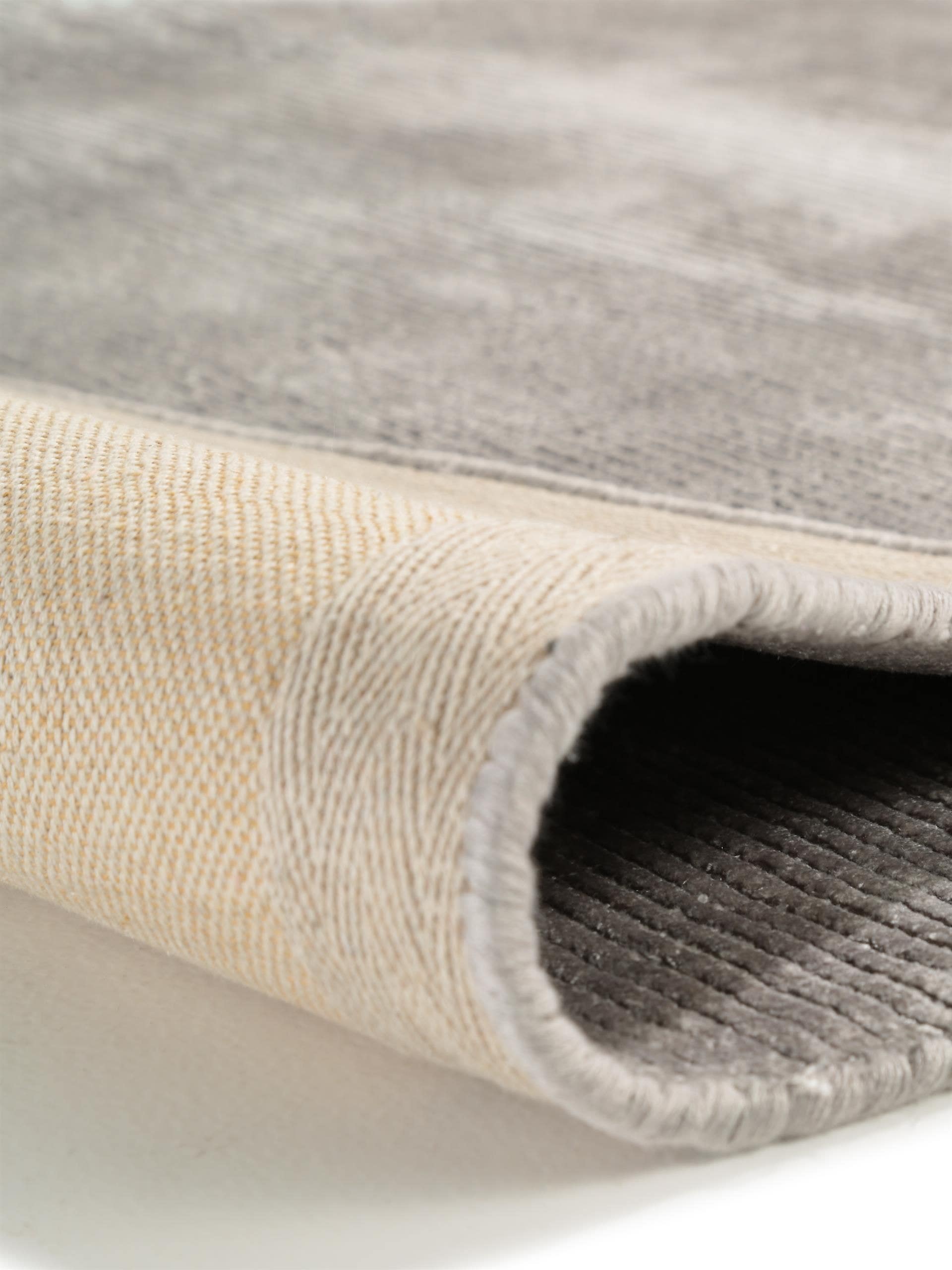 Lignes de tapis en viscose