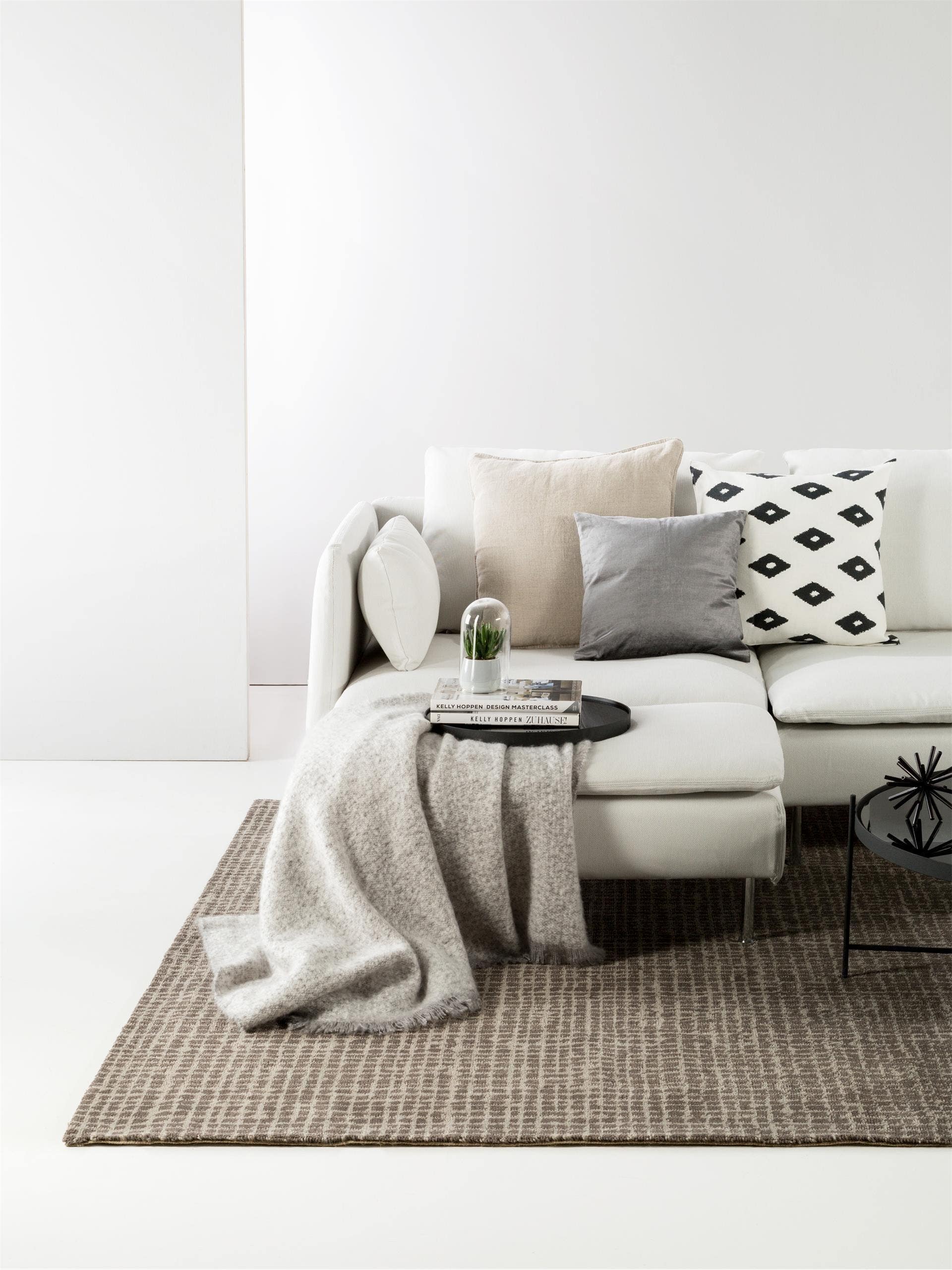 Tapis en laine Nesta gris clair