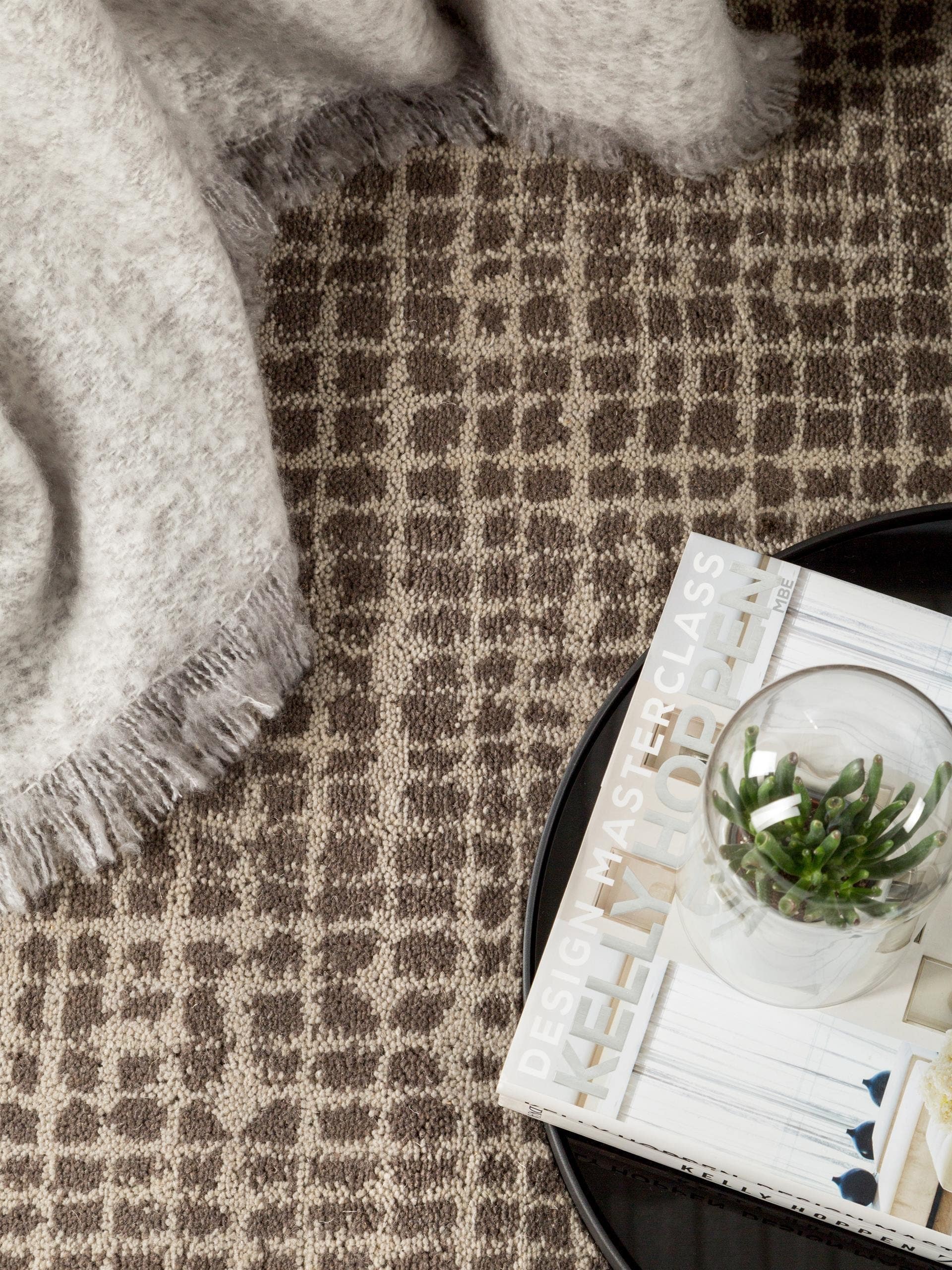 Tapis en laine Nesta gris clair