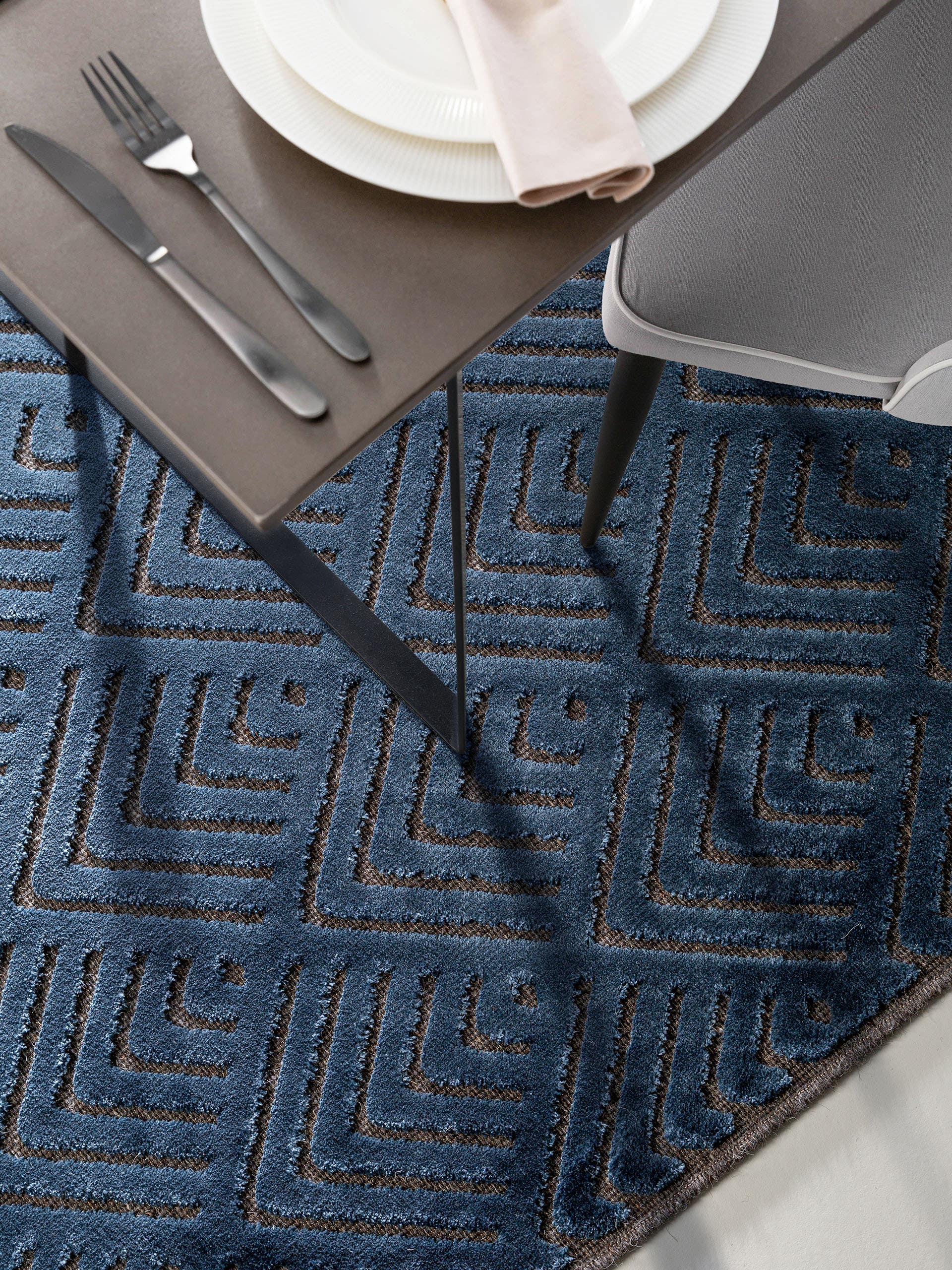 Tapis North bleu foncé