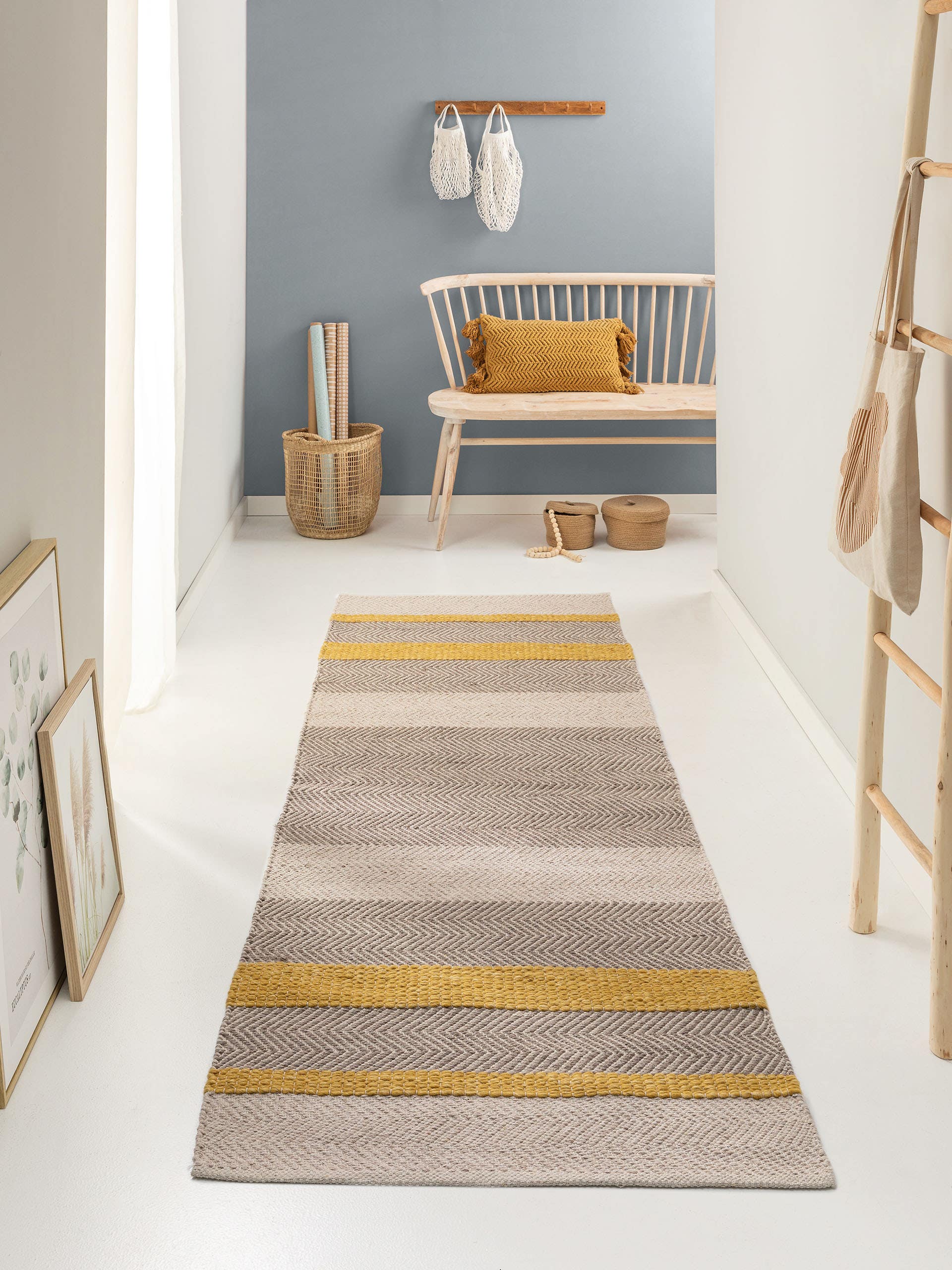 Tapis de passage en laine Phrena bleu clair