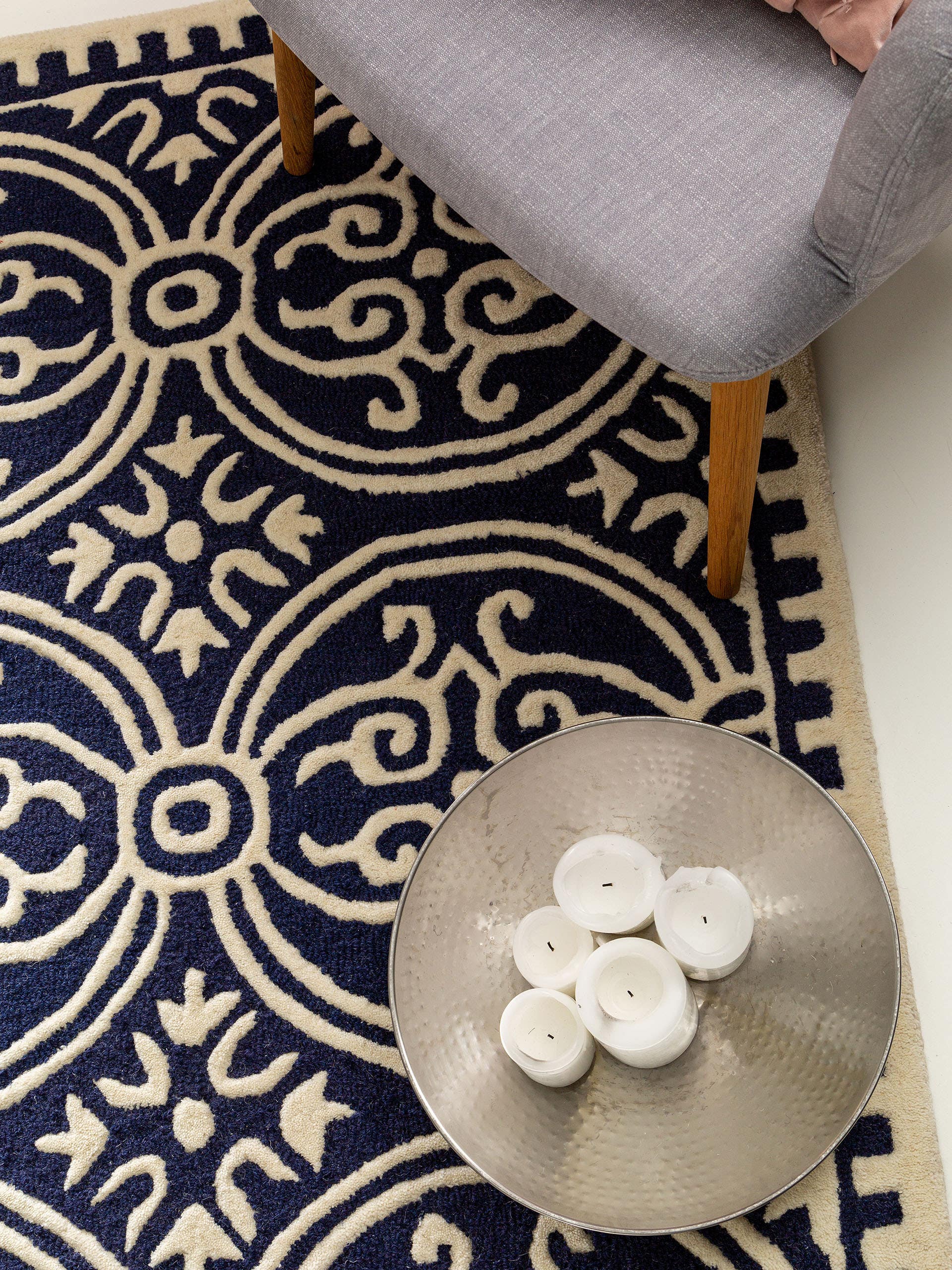Tapis en laine Windsor bleu foncé