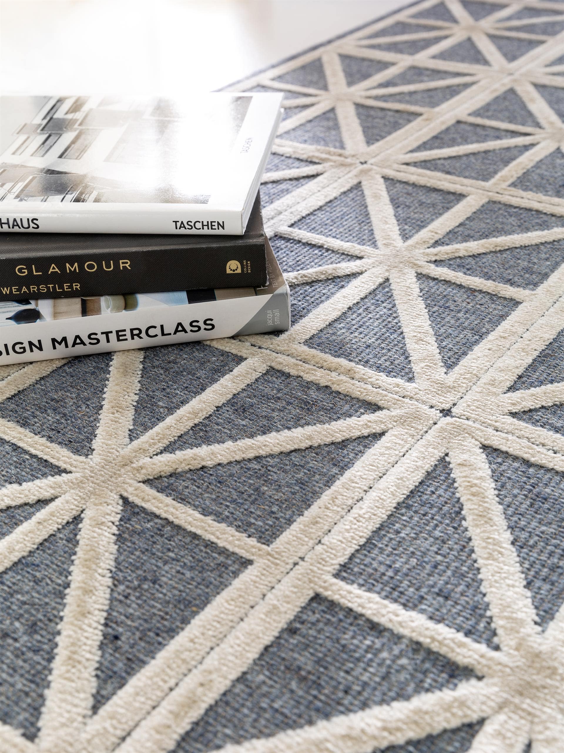 Tapis viscose Nord / marron clair