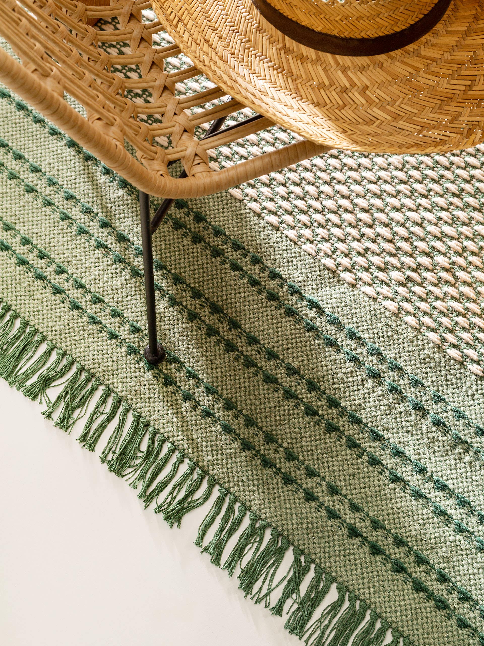 Tapis Tolga en laine crème/vert